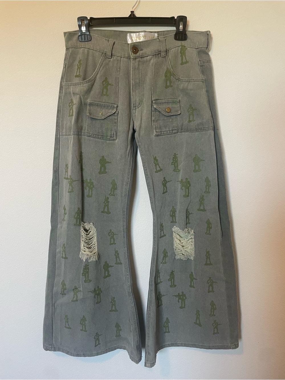 Green Printed Wide-Leg Jeans